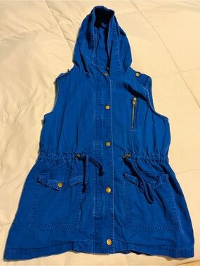 Zenana Outfitters Navy Blue Top with Ribbed Label